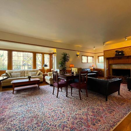 Bed and Breakfast Cecil Bacon Manor Seattle Esterno foto